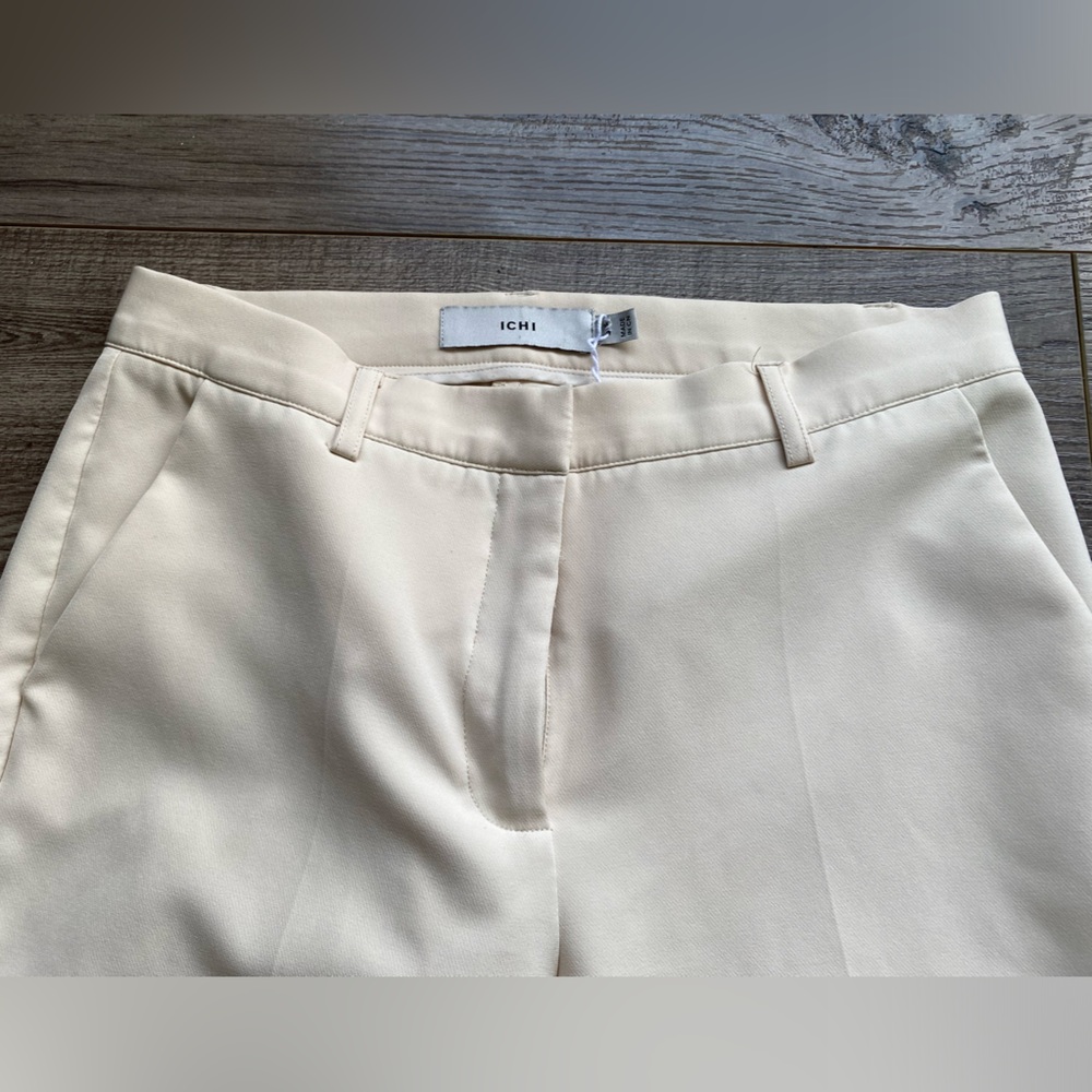 NWOT ICHI IHLEXI TROUSERS, beige/ neutral, slight crop, mid rise, straight leg - Picture 5 of 13